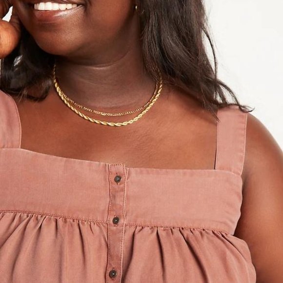 Garment-Dyed 'No-Open' Button-Front Tank Top for Women - Picture 3 of 3